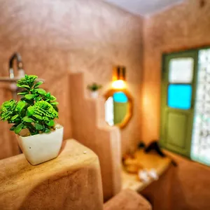 riad-dar-safran.marrakeshhotelsmorocco.com/